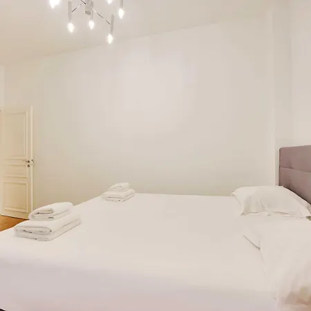 Superb With Terrace 2br 4p Trocadero Appartamento