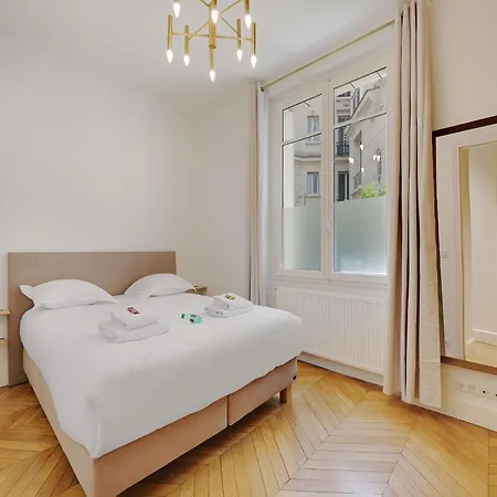 Superb With Terrace 2br 4p Trocadero Parigi